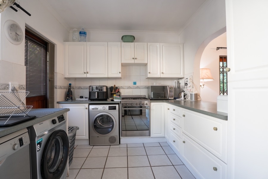 4 Bedroom Property for Sale in Kommetjie Western Cape